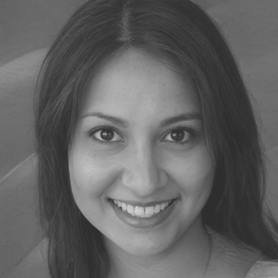 Financial educator specialist portrait